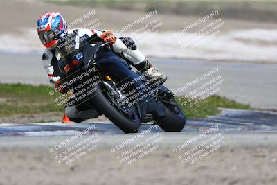 media/Mar-22-2025-TrackDaz (Sat) [[0456df0c41]]/Group B/Session 3 (Outside Grapevine)/